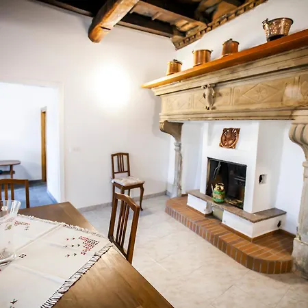 Casa Di Bruno Semesterbostad Pellio Superiore